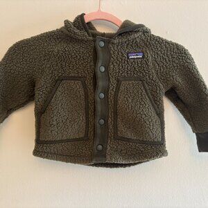 Patagonia Olive Green Kids Fleece, size 12-18 months
